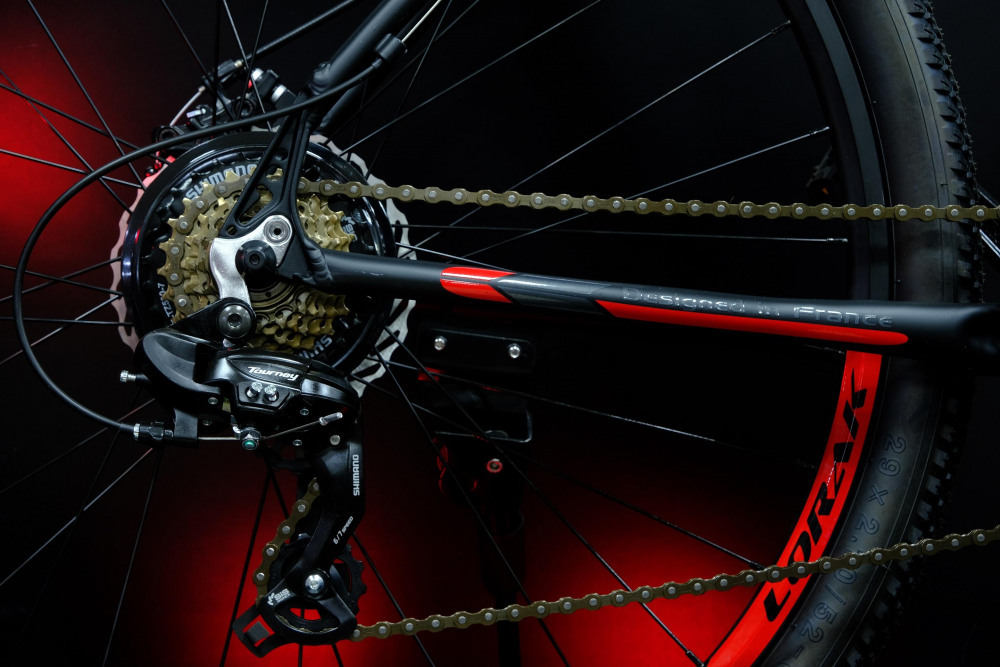 Lorak Sel 8800 Матовый Чёрный/Красный 21р (на рост 183-190)